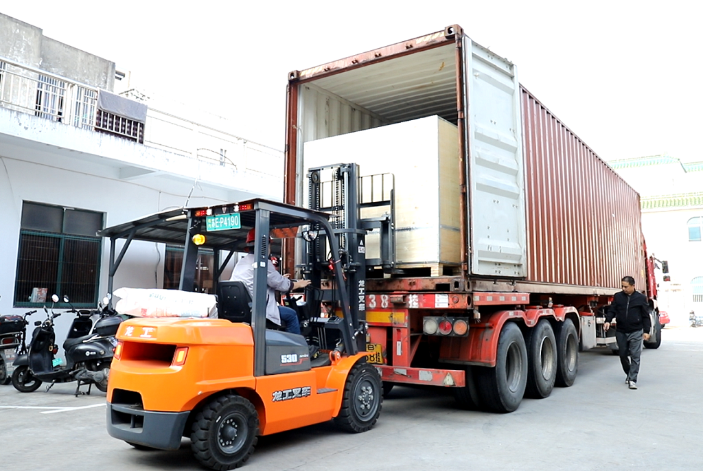 宏創(chuàng)高頻設(shè)備現(xiàn)已開始順利發(fā)貨至越南！(圖2)