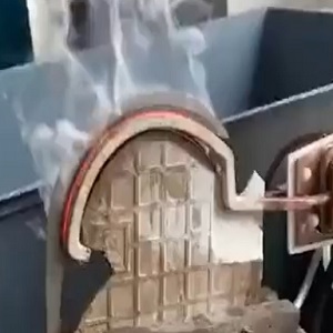 高頻淬火機在刀具刃口淬火處理中的應(yīng)用解析