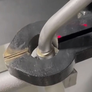 　汽車鋁配件高頻釬焊的獨特優(yōu)勢