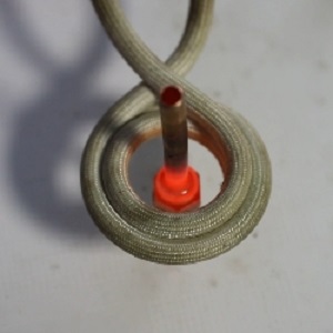 手持式高頻焊機在不銹鋼焊接方面的熱影響區(qū)較小